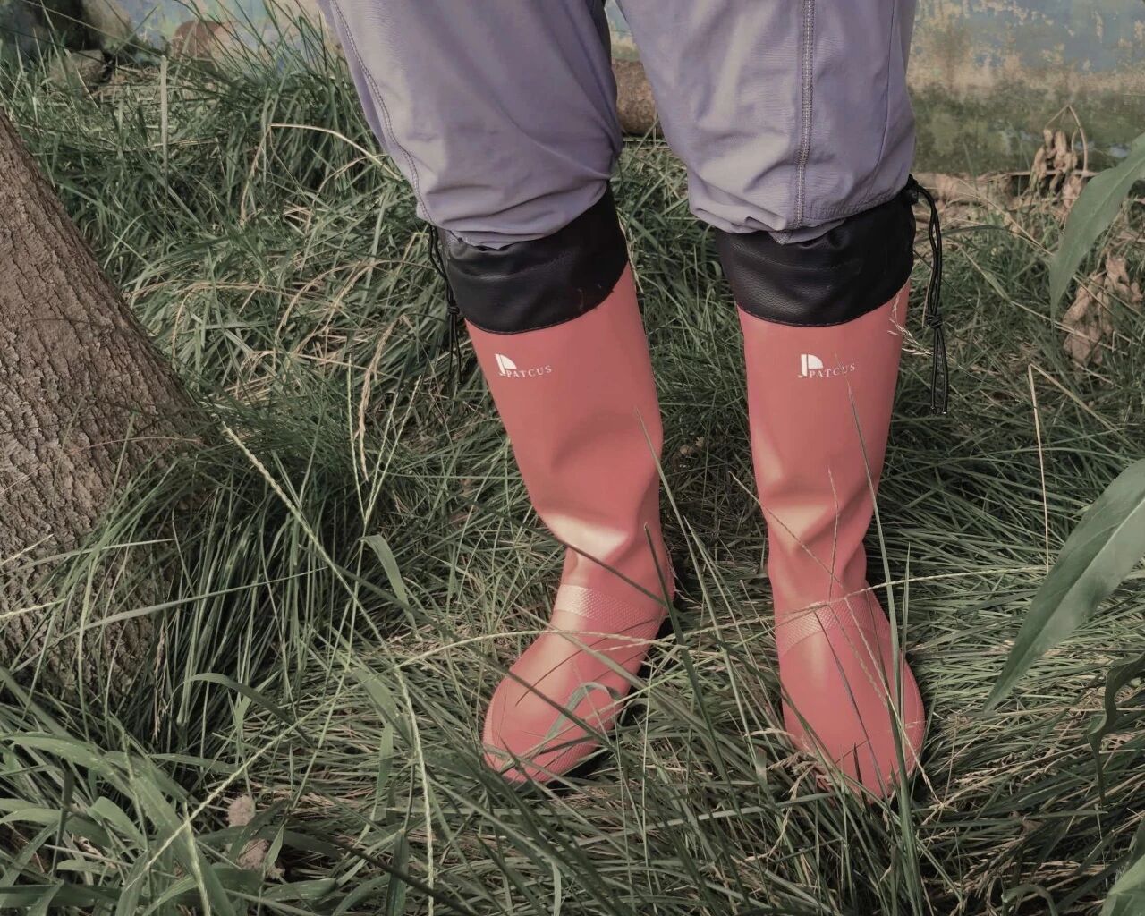 Tall-latex-wading-boots-waterproof-outdoor-farm-garden-rubber-boots
