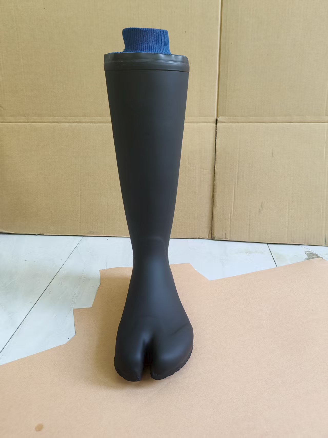 Men knee - high latex boots